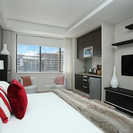 Luxurious Sandton Skye Apartment Екстер'єр фото