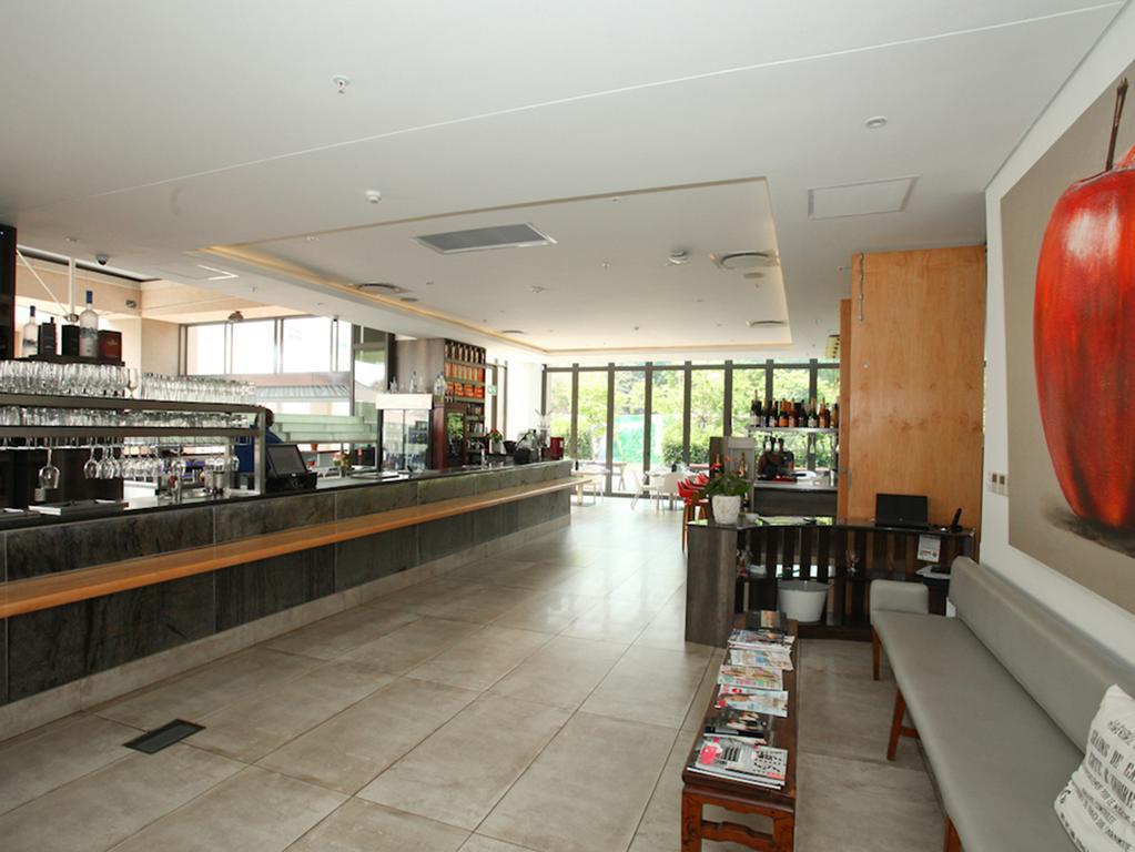 Luxurious Sandton Skye Apartment Екстер'єр фото