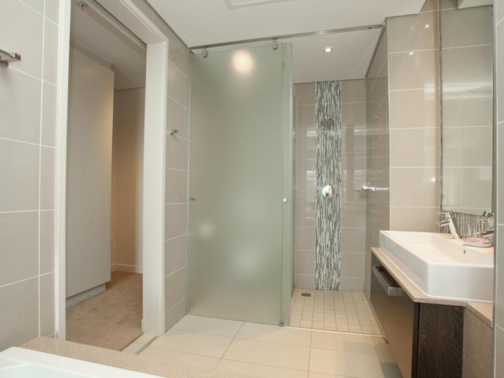 Luxurious Sandton Skye Apartment Екстер'єр фото
