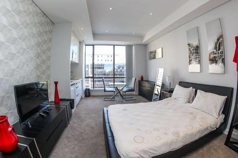 Luxurious Sandton Skye Apartment Екстер'єр фото